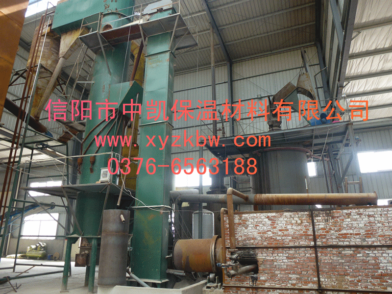 珍珠岩厂区内景图4